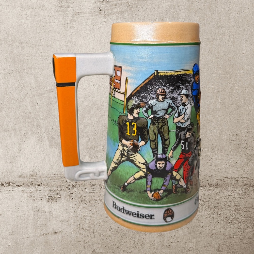 Vintage 1990 Budweiser‎ Sports Series Football Gridiron Legacy Stein Collectible